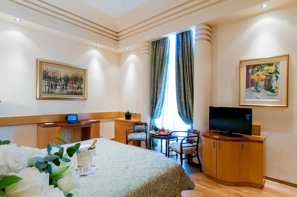 Pentelikon Hotel Kifissia Værelse billede