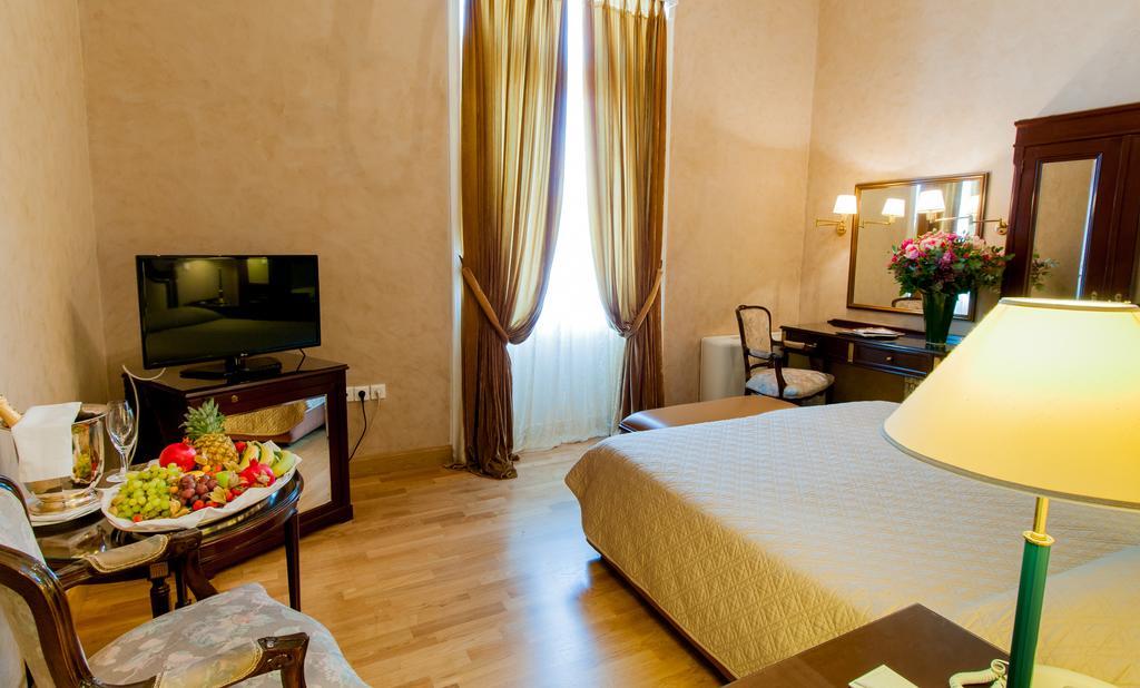 Pentelikon Hotel Kifissia Værelse billede