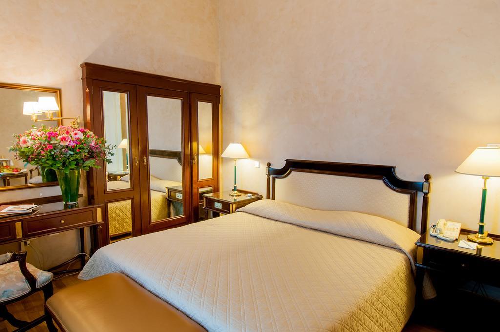 Pentelikon Hotel Kifissia Værelse billede